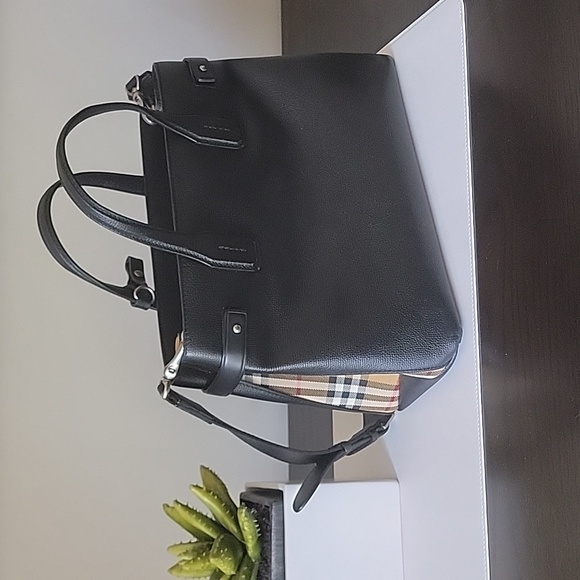 Burberry Handbag, black leather - Picture 5 of 9